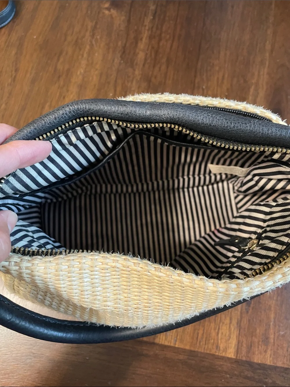 Kate Spade Cream Woven Srtaw bag with Top-Handle Bag with Black Trim